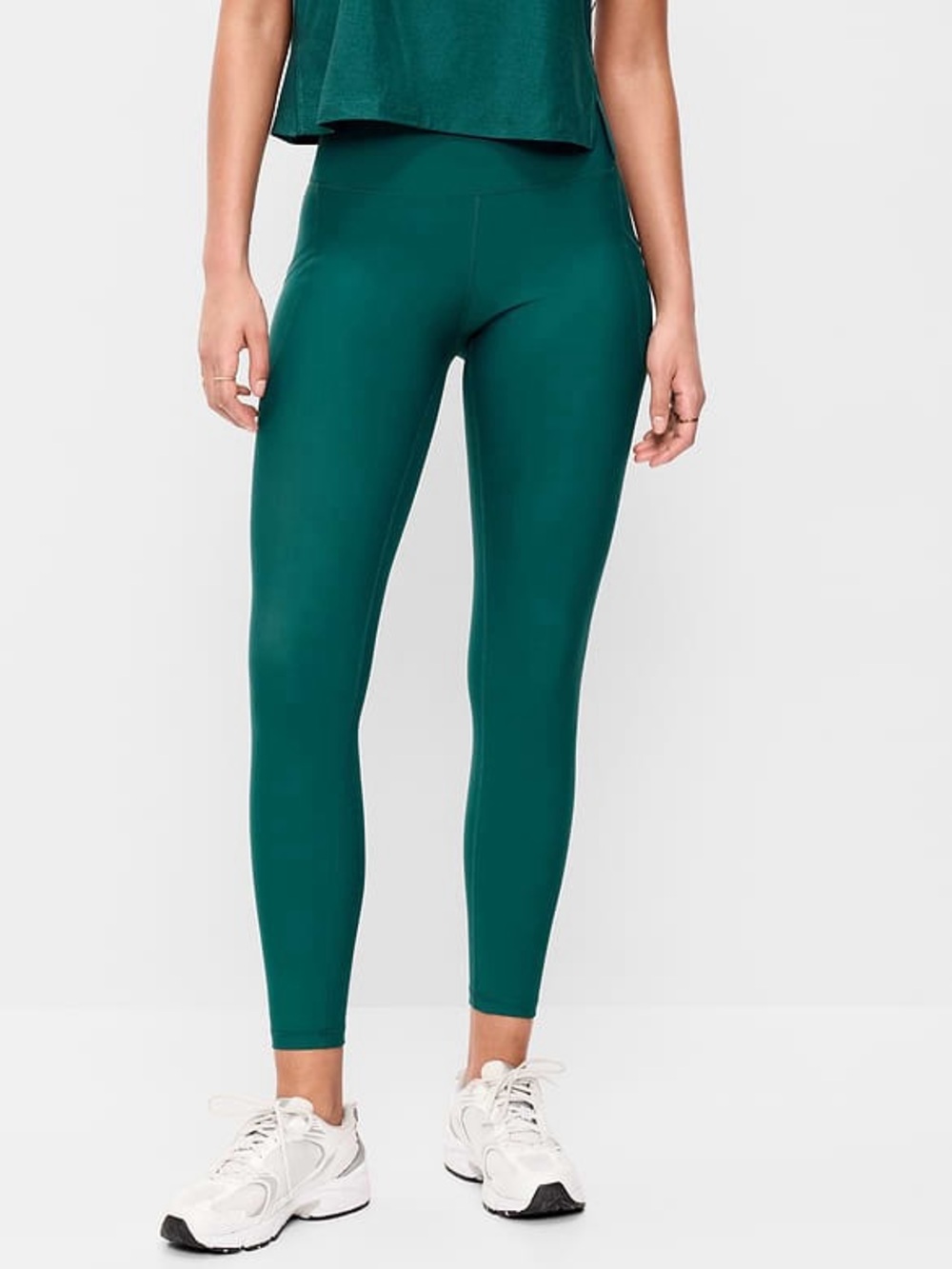 Old Navy High Waisted Powersoft 7/8 Pocket Leggings